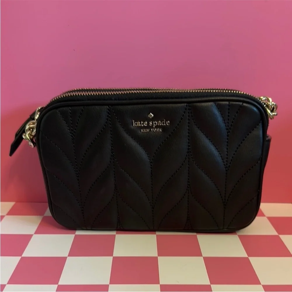 Kate Spade Briar Lane Chevron Quilted Crossbody Bag (Gold chain) - Picture 4 of 11
